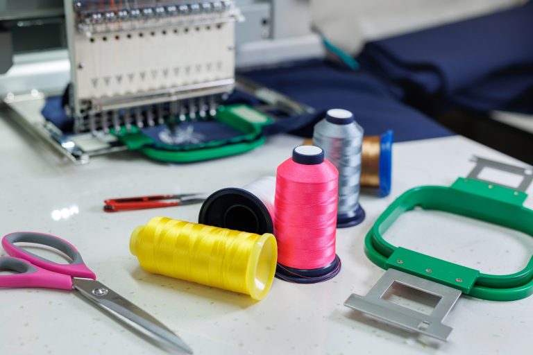 Professional and industrial embroidery machine